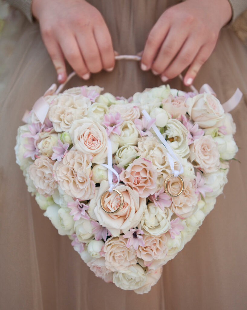 fedi nuziali, galateo del matrimonio, bouquet